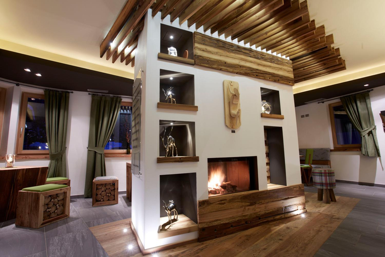 Public Area 2, Chalet Vites Mountain Hotel, Trento