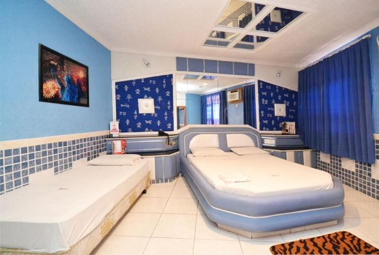 Others 4, Shelton Hotel, Rio de Janeiro