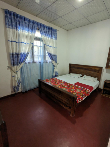 Bedroom 2, DILSHAN HOTEL Diyaluma, Hildummulla