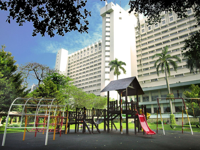 exterior 7