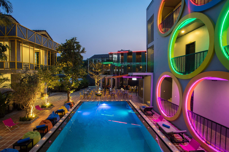Sport & Beauty 5, White Rabbit Hostel, Siem Reap
