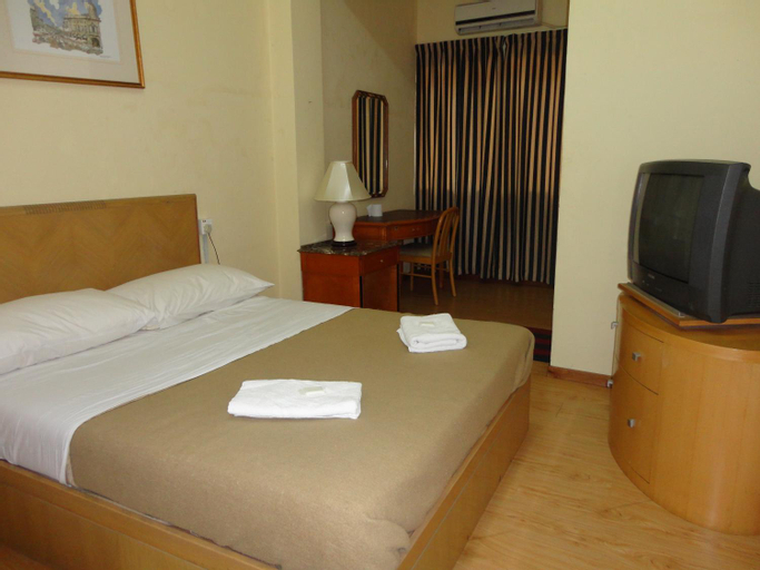 Bedroom 12