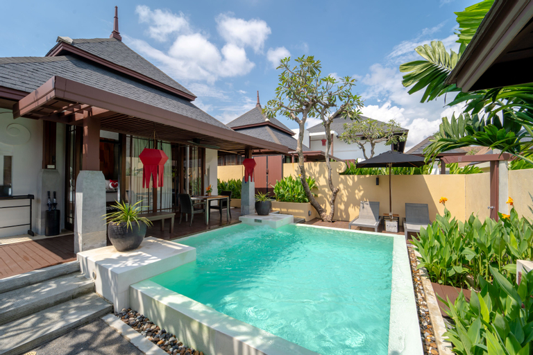 Swimming Pool 2
