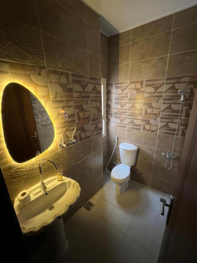 Bathroom 3, Moses Pyramids Inn, Al-Ahram