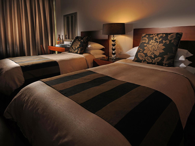 Bedroom 6