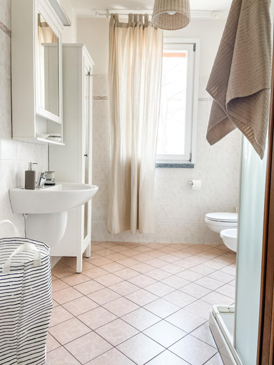 Bathroom 3, Agriturismo Familiare I Giardini del Lago, Varese