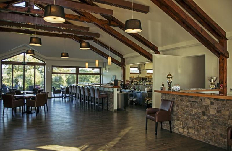 Food & Drinks, Tri Duby Golf Apartments, Zvolen