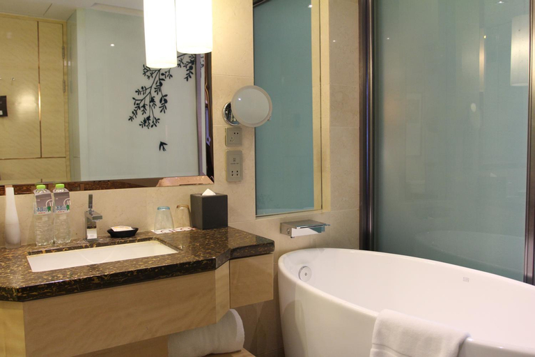 Bathroom 7