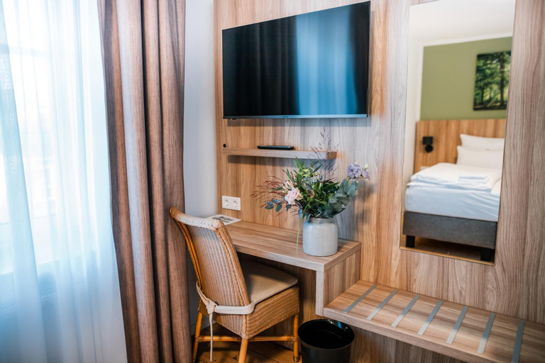 Bedroom 2, Gastehaus Meiwes, Paderborn