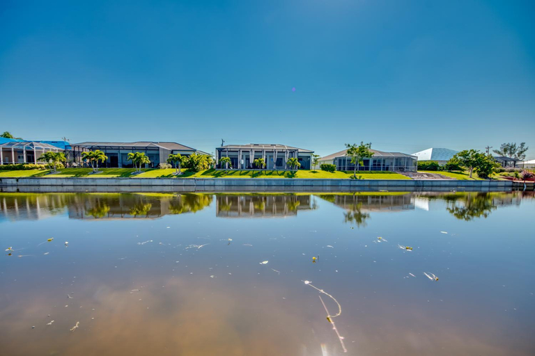 2, Villa Mangifera with Salt Water Pool & Spa, EV-Loading, Lee