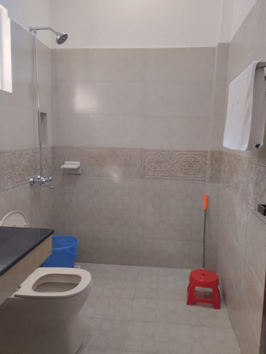 Shower 1, ITL GUESTHOUSE, Islamabad