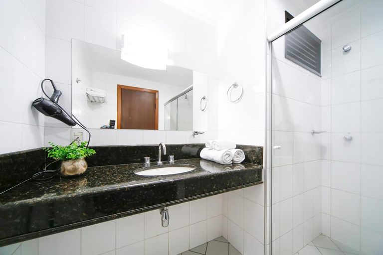 Bathroom 4, Grand Hotel Royal Sorocaba by Atlantica, Sorocaba