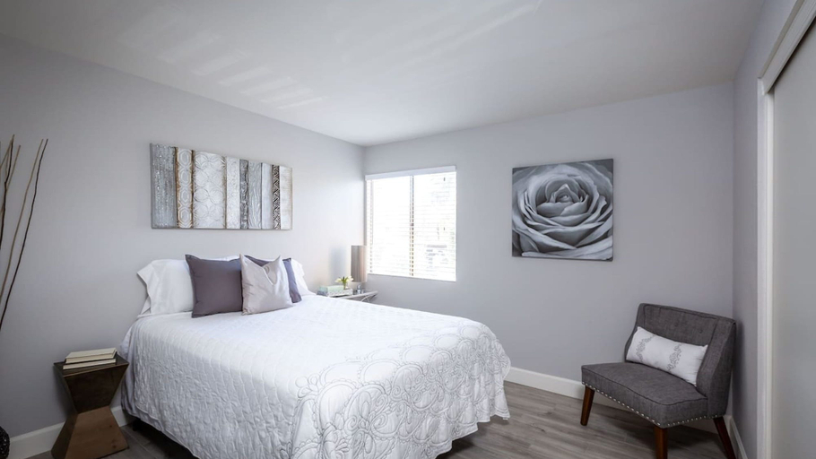 Bedroom 3, Ultra Modern Old Town Scottsdale 3 Bedroom!, Maricopa