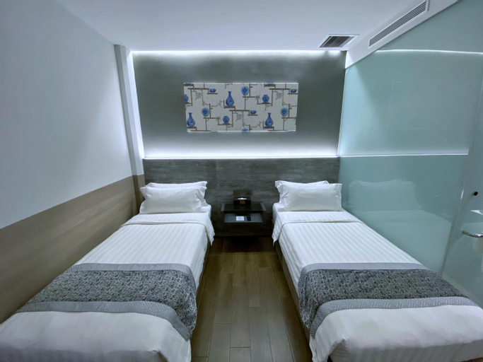Bedroom 13
