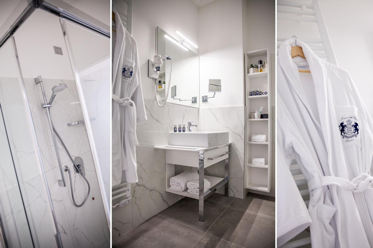 Bathroom 9
