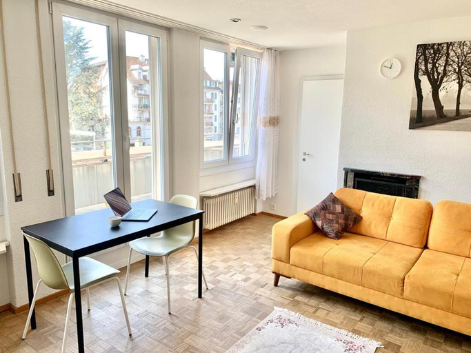 Others 5, Hawa Apartment - two balcony - by PA, Luzern