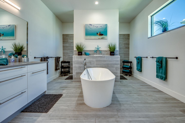 Bathroom, Villa Mangifera with Salt Water Pool & Spa, EV-Loading, Lee