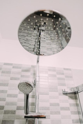 Shower 2, Villa Sarah, Dobrinj