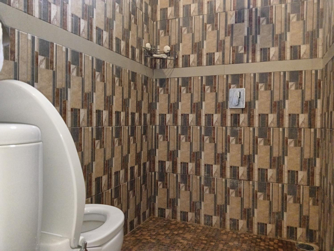Bathroom 4