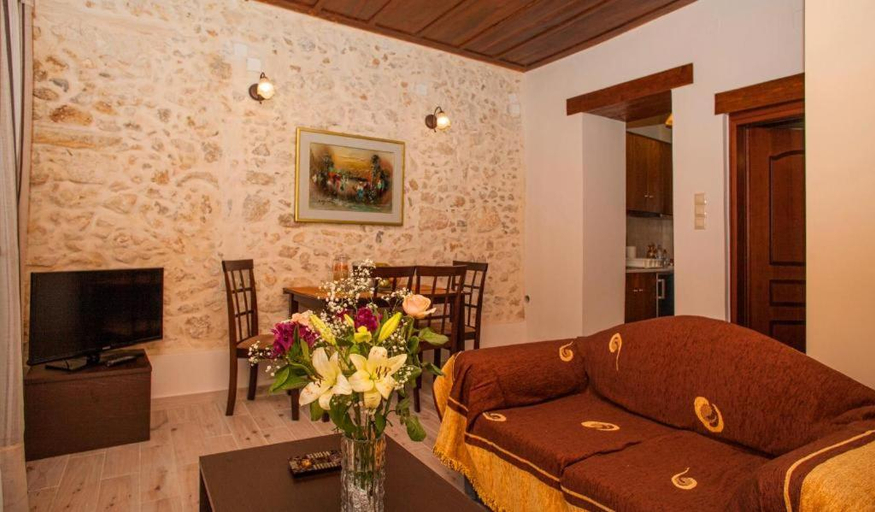 Facilities 3, Argyro House II, Crete