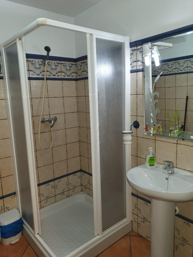 2, El Escondite de Myriam, Cádiz