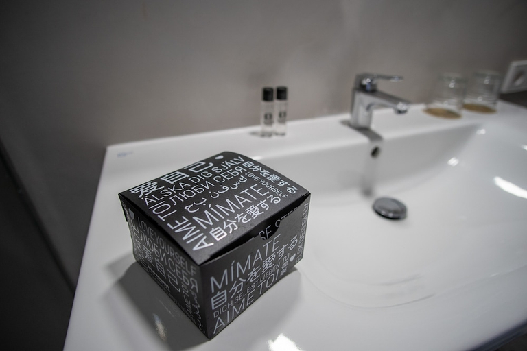 Bathroom 3, Cap Negret, Alicante