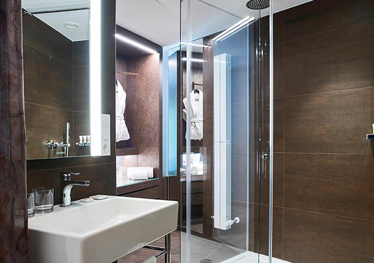 Bathroom 5, Axel Hotel San Sebastian - Adults Only, Guipúzcoa