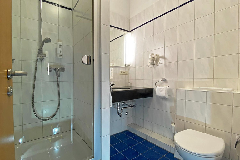 Bathroom 9