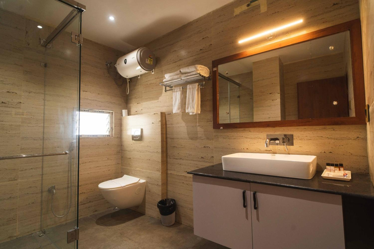 Bathroom 2, Hotel Dooars Mountain, Alipurduar