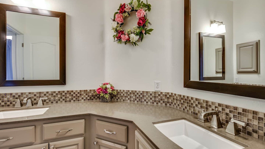 Bathroom 4, North Scottsdale Sanctuary w/ Htd Pool and Views, Maricopa