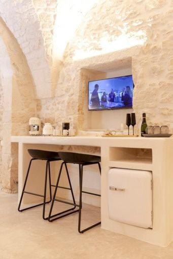 Others 2, Alesia Luxury Cave, Brindisi