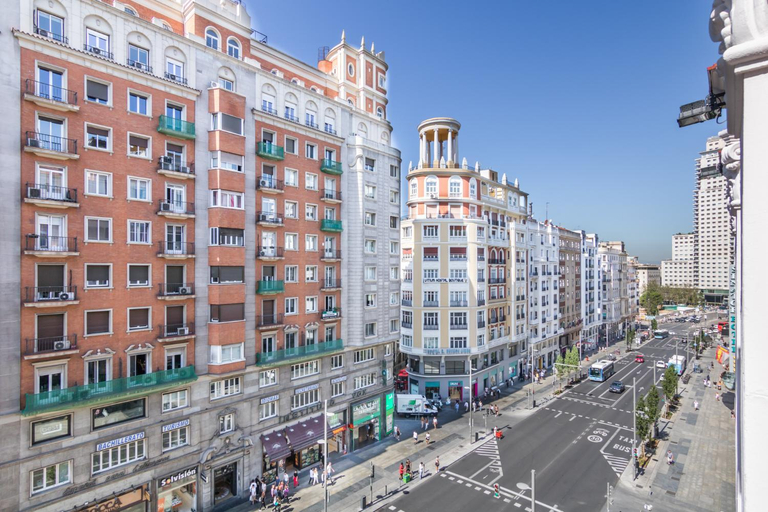 Others 3, Hostal Santillan, Madrid