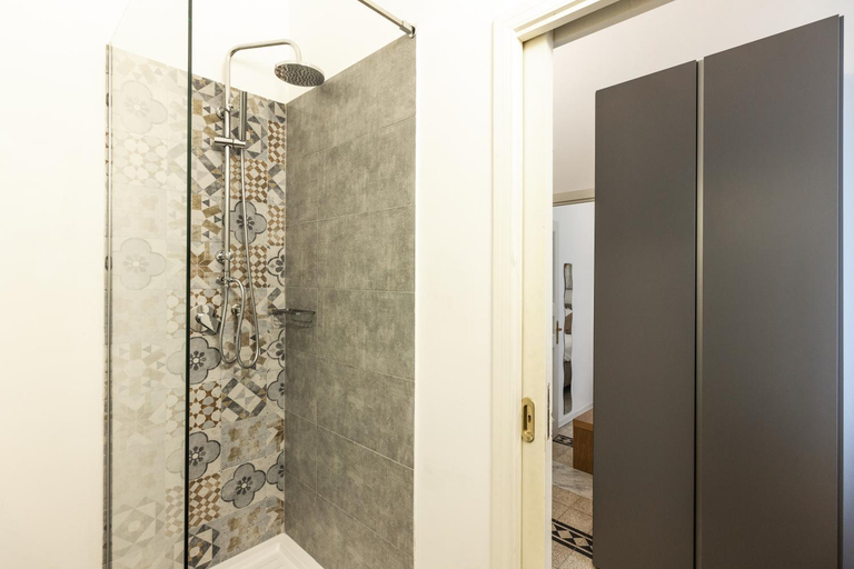 Bathroom 5, Kepos Rooms & Suites, Palermo