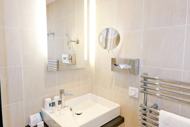 Bedroom 5, Thalazur Ouistreham - Hotel & Spa, Calvados