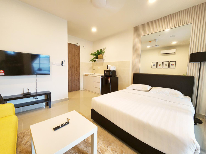 Bedroom 13