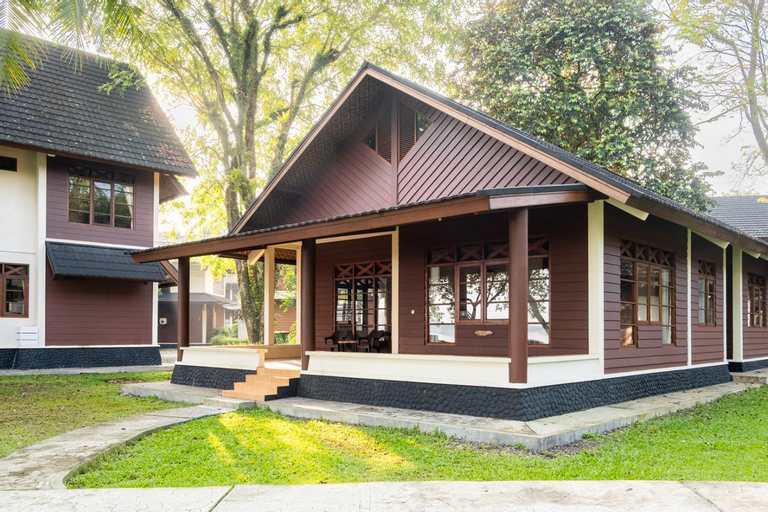 Exterior 6