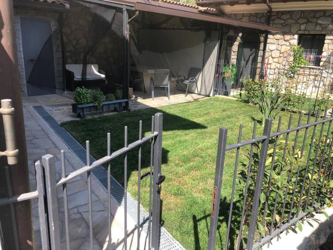 Others 5, La Maison de Luisa, Imperia