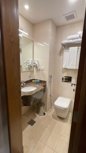Bathroom 4, Joury Al Hada Hotel, Makkah