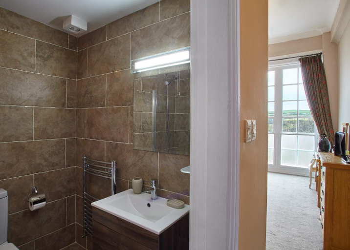 Bathroom 3, The Spa Hotel, Redcar and Cleveland