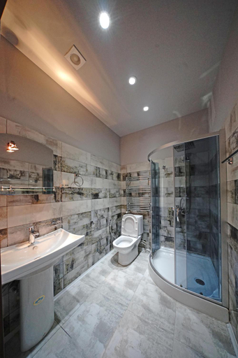 Bathroom 3, Wine Hostel, Tbilisi