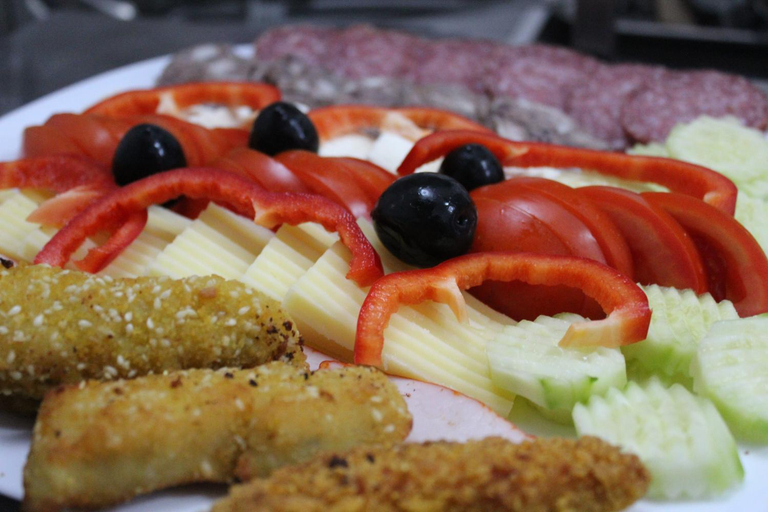 Food & Drinks 5, Pensiunea XINELA, Baia De Fier