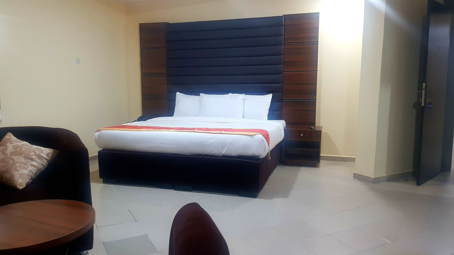 Bedroom 3, Blue Springs Hotel, AbujaMun
