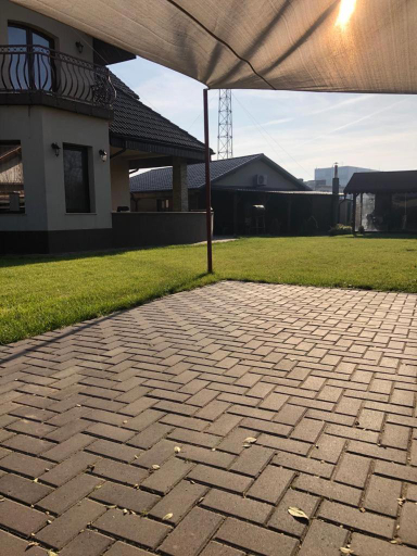 Others 2, Casa Adrian, Harsova