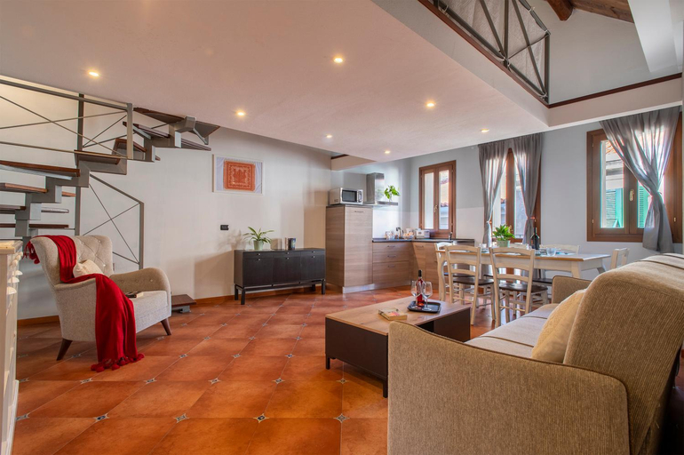 Others 3, Sa Domo Apartments, Sassari