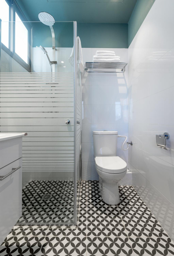 Bathroom 4, Dizengoff Sea Residence