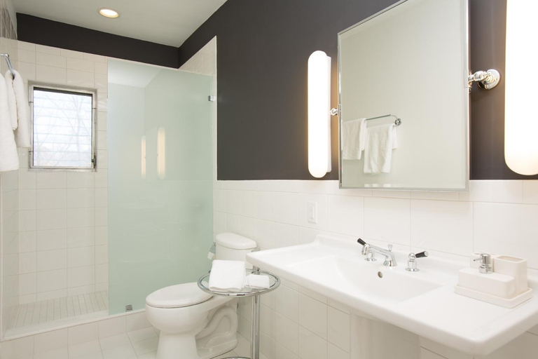 Bathroom 5