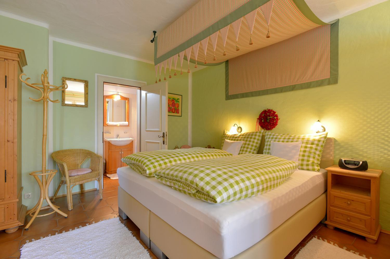 Bedroom, Chalet Grizzly, Kufstein