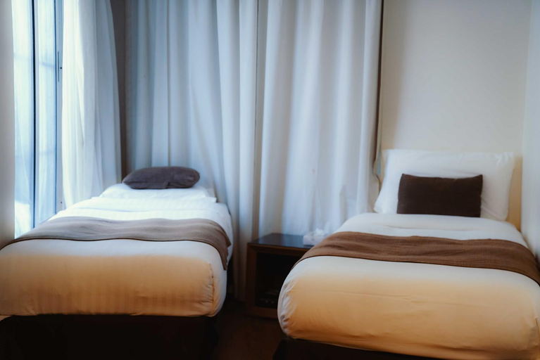 Bedroom 8