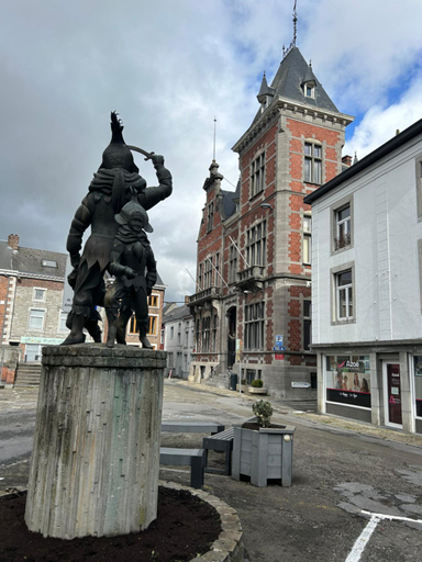Les petits nids de Nina 3, Namur
