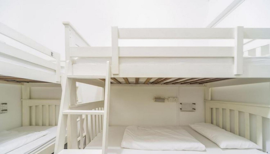 Bedroom 9